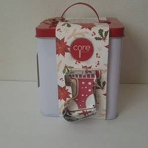 Christmas Cookie Cutter & Tin Set